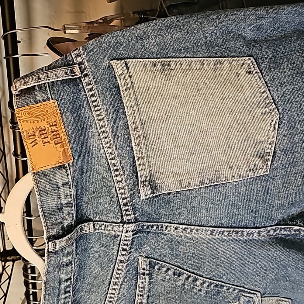 FREE PEOPLE We the Free Cropped Patchwork Jeans - Picture 10 of 12